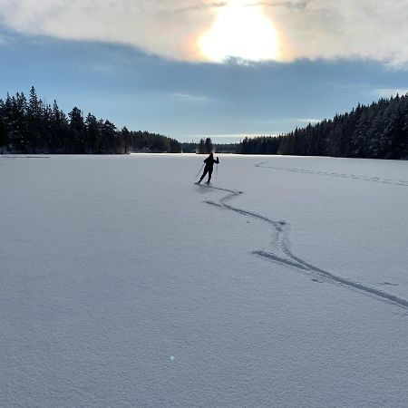 Egen Gaststuga Med Sjoutsikt Villa Mansarp Luaran gambar