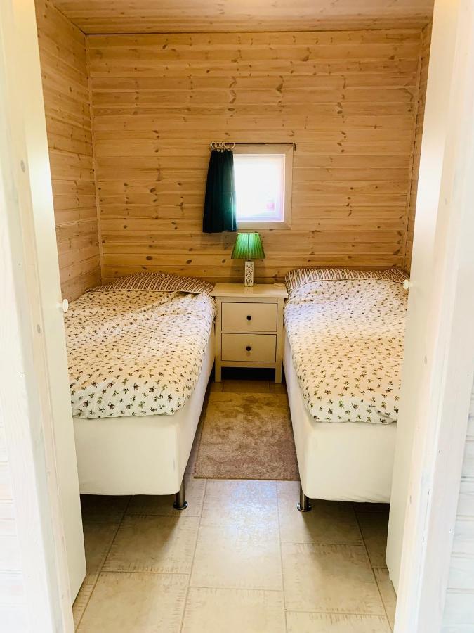 Egen Gaststuga Med Sjoutsikt Villa Mansarp Luaran gambar