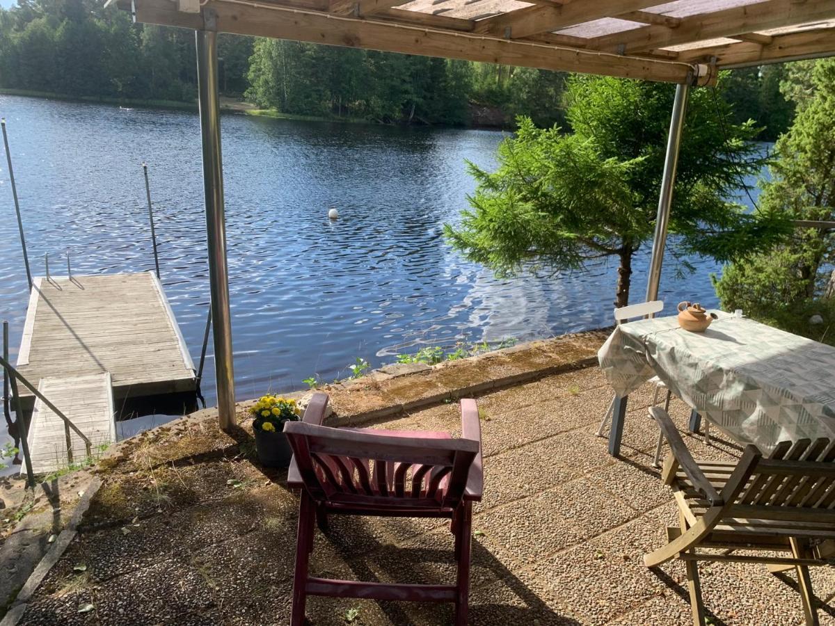 Egen Gaststuga Med Sjoutsikt Villa Mansarp Luaran gambar