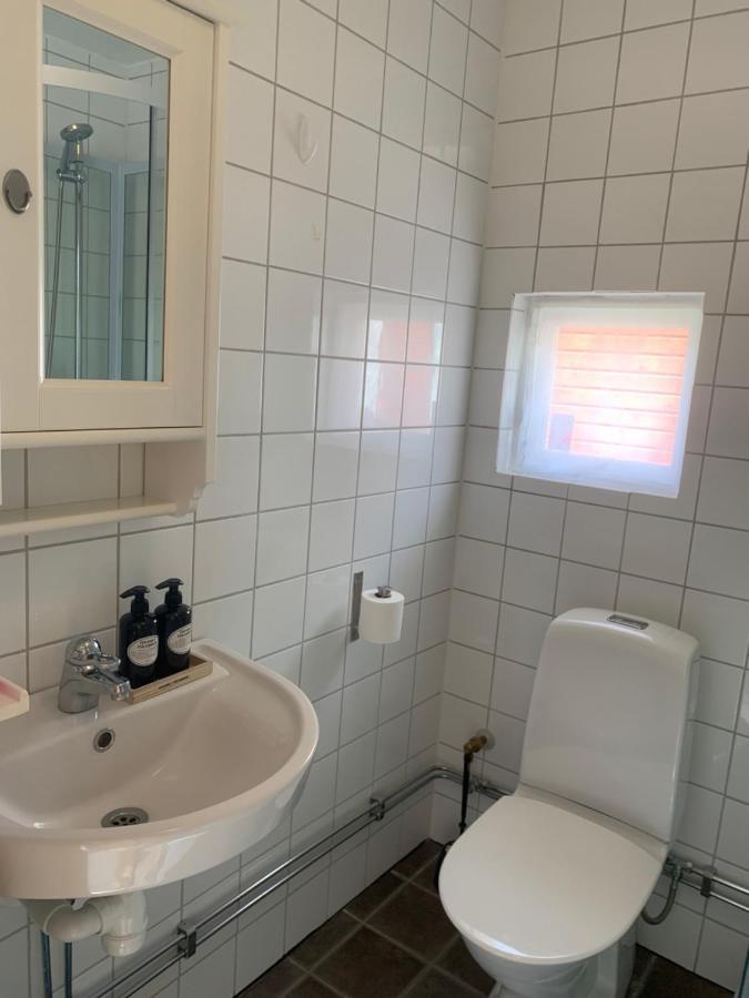 Egen Gaststuga Med Sjoutsikt Villa Mansarp Luaran gambar